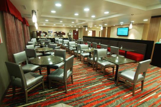 Holiday Inn Express Hotel & Suites Bonnyville | Bonnyville | Alberta | Canada 4