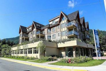 Harrison Lake View Resort | Harrison hot Springs | British Columbia | Canada 4