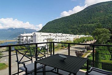 Harrison Lake View Resort | Harrison hot Springs | British Columbia | Canada 7