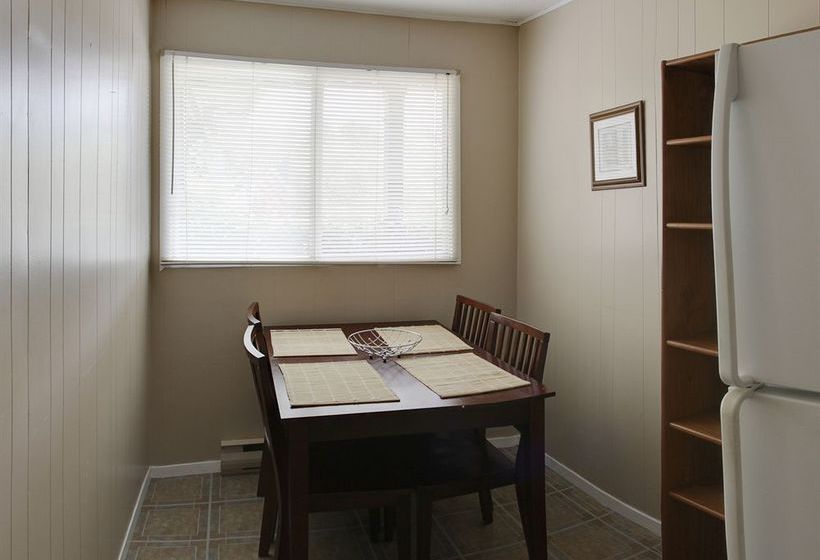 Blue Moon Motel | Niagara Falls | Ontario | Canada 10