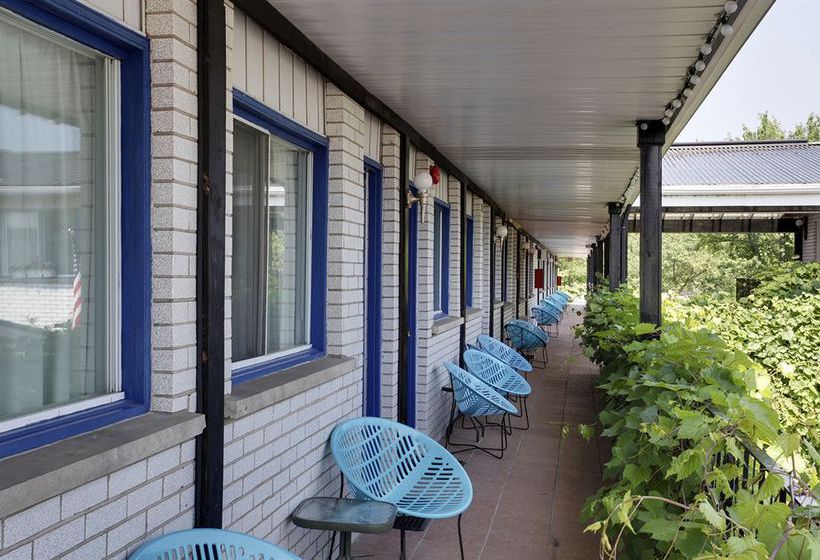 Blue Moon Motel | Niagara Falls | Ontario | Canada 7