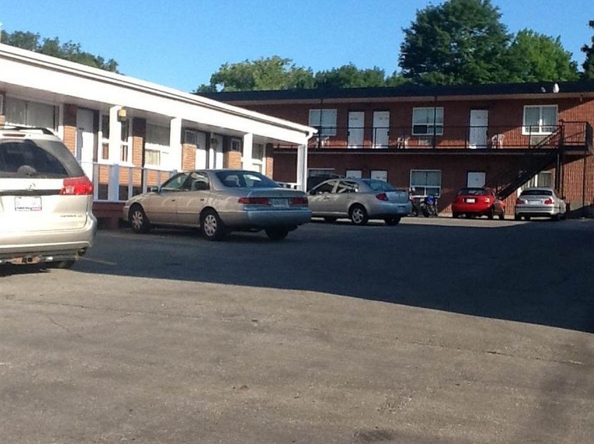 Silverstar Motel | Midland | Ontario | Canada 4