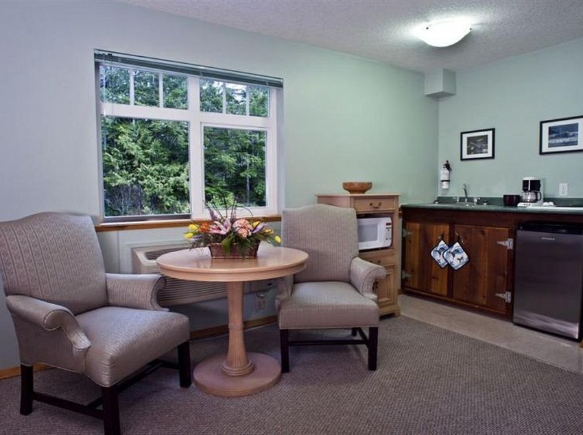 Hotel Jamie S Rainforest Inn | Tofino | British Columbia | Canada 5