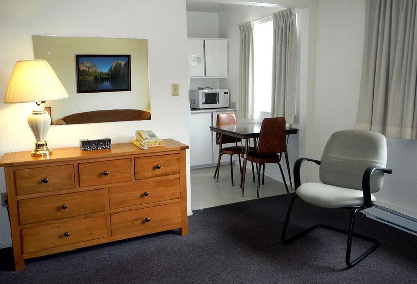 Mayfair Motel | Victoria | British Columbia | Canada 13