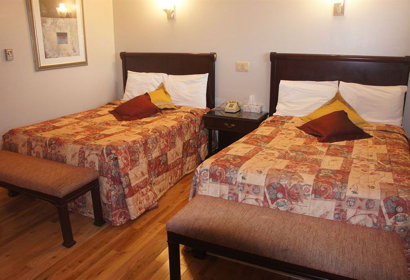 Motel Clair Mont | Sainte Agathe des Monts | Quebec | Canada