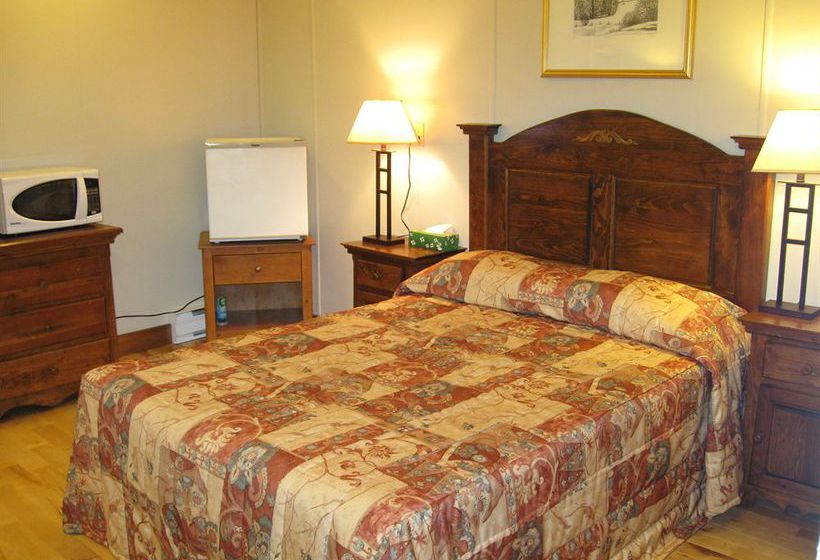 Motel Clair Mont | Sainte Agathe des Monts | Quebec | Canada 10