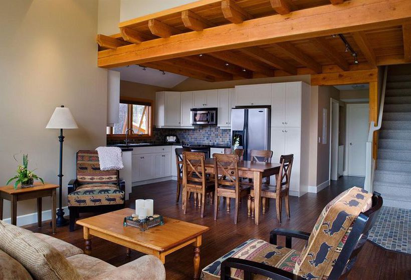 The Outback Lakeside Resort | Vernon | British Columbia | Canada 3