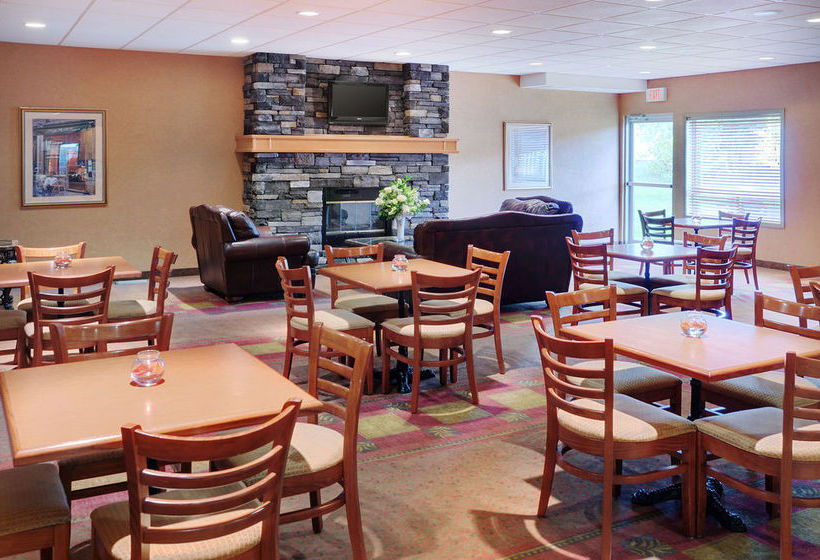 Hotel Pomeroy Inn & Suites Chetwynd | Chetwynd | British Columbia | Canada 10