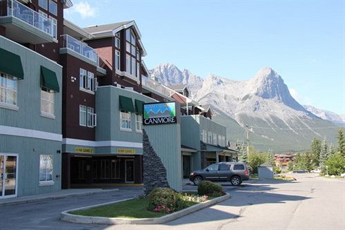 Resort Sunset Mountain Inn | Canmore | Alberta | Canada 1