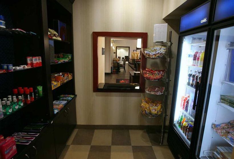 Hotel Hampton Inn & Suites by Hilton Red Deer | Red Deer | Alberta | Canada 12