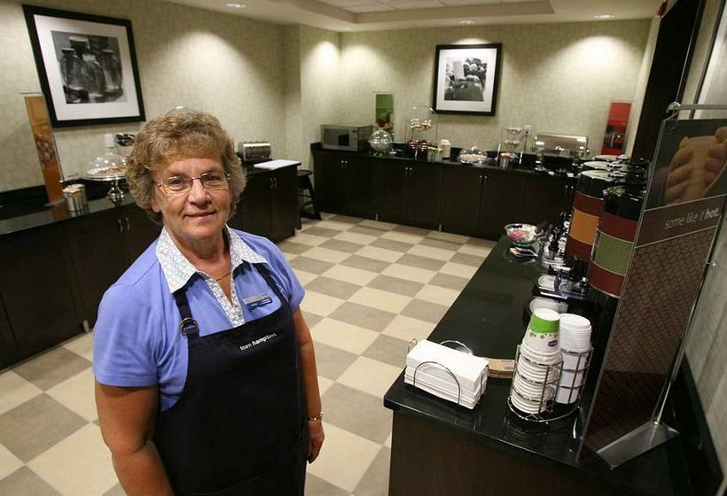 Hotel Hampton Inn & Suites by Hilton Red Deer | Red Deer | Alberta | Canada 17