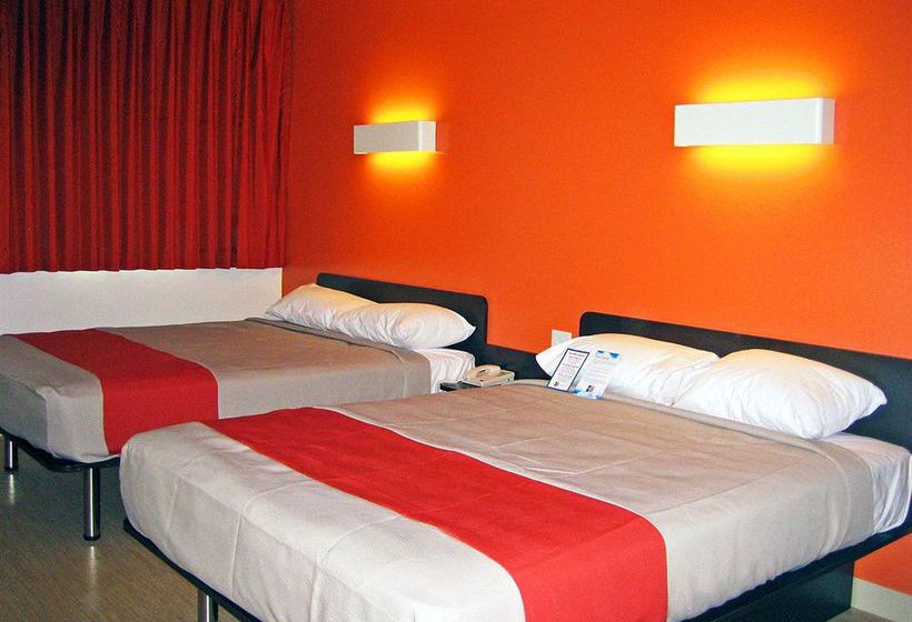 Motel 6 Kingston | Kingston | Ontario | Canada 15