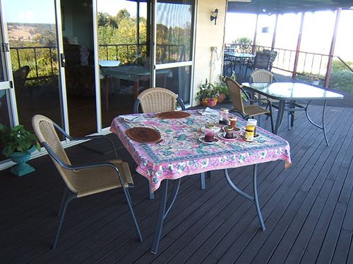 Hotel Shambhala Guesthouse | Port Stephens | New South Wales | Australia 13