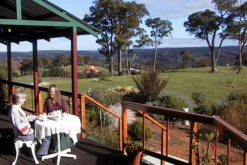 Hotel Shambhala Guesthouse | Port Stephens | New South Wales | Australia 17