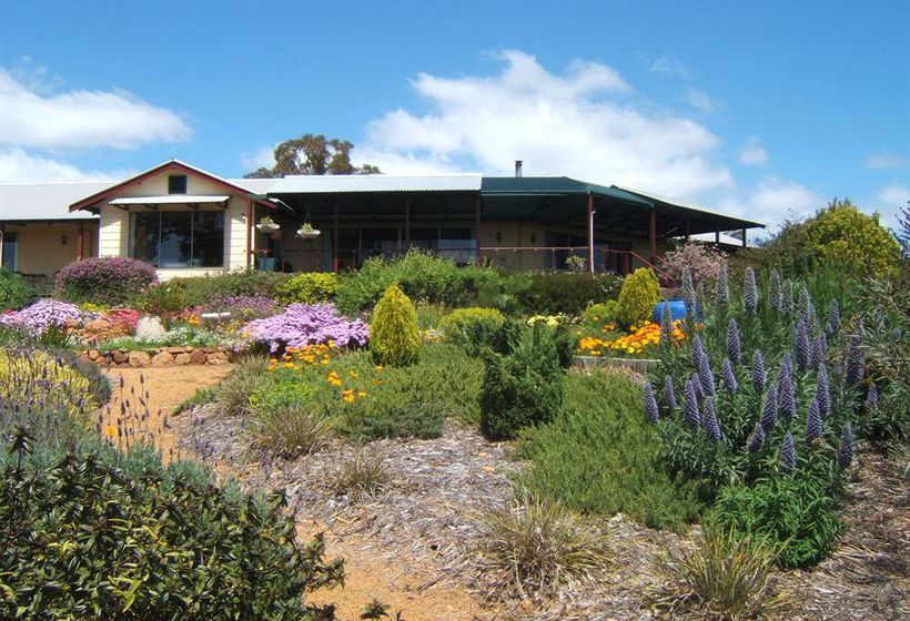 Hotel Shambhala Guesthouse | Port Stephens | New South Wales | Australia 8