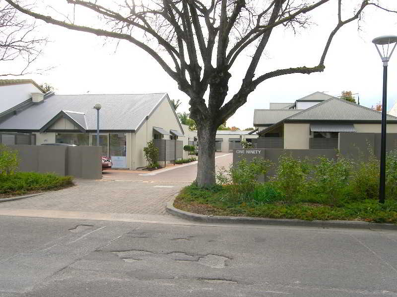 Hotel Piccadilly Apartments On Gover | Adelaide | South Australia | Australia 1