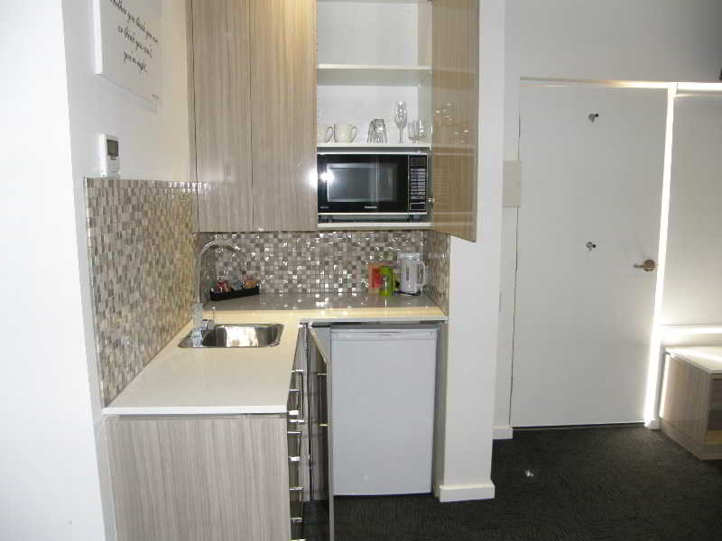 Hotel Piccadilly Apartments On Gover | Adelaide | South Australia | Australia 5