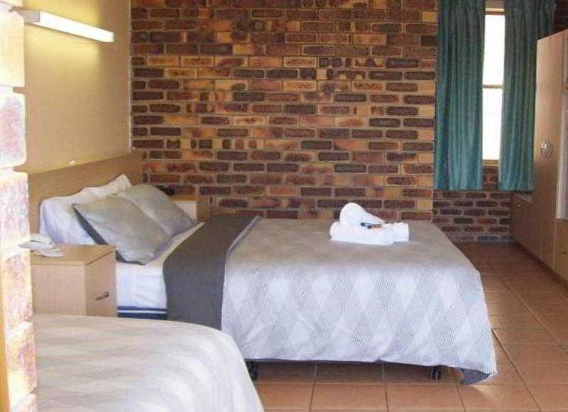 Hotel Camden Motor Inn | Gold Coast  | Queensland | Australia 4