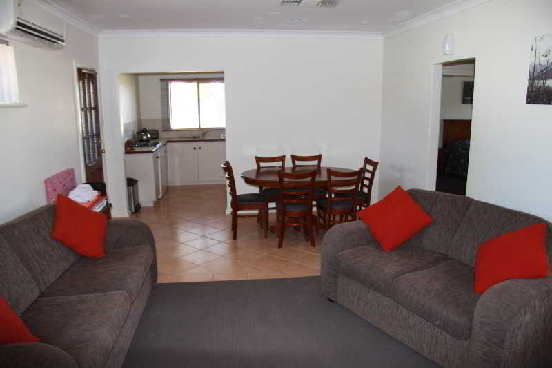 Hotel Coranda Lodge Bed And Breakfast | Perth | Western Australia | Australia 3
