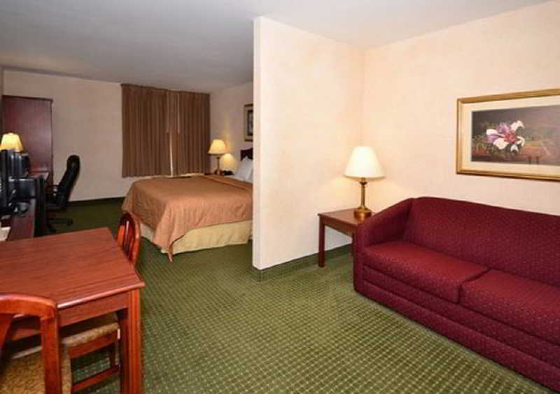 Hotel Comfort Inn | Woodstock | Ontario | Canada 4