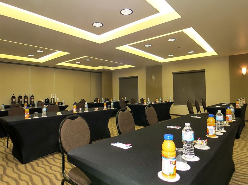 Hotel Comfort Suites Saskatoon | Saskatoon | Saskatchewan | Canada 10