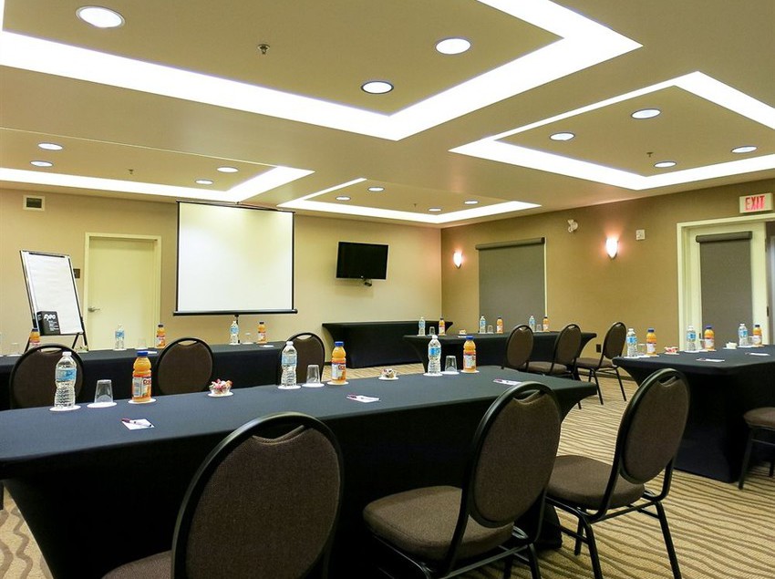 Hotel Comfort Suites Saskatoon | Saskatoon | Saskatchewan | Canada 13