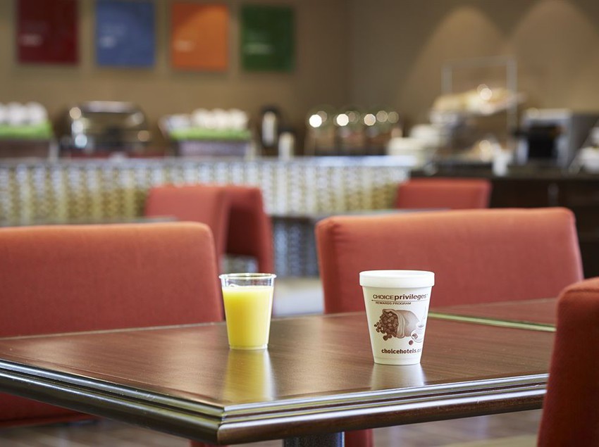 Hotel Comfort Suites Saskatoon | Saskatoon | Saskatchewan | Canada 17