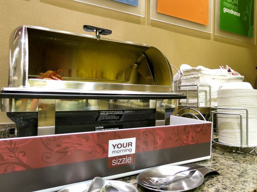 Hotel Comfort Suites Saskatoon | Saskatoon | Saskatchewan | Canada 4