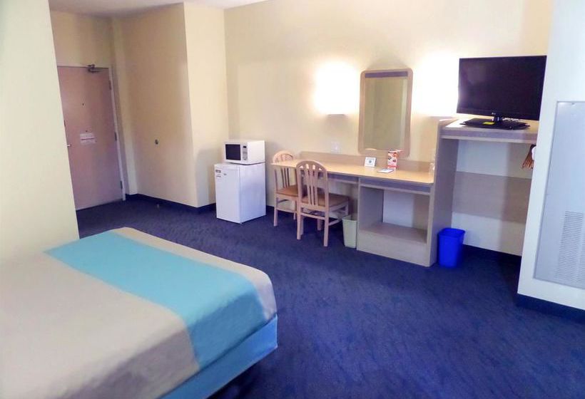 Motel 6 London | London | Ontario | Canada 13