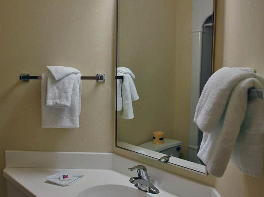 Motel 6 London | London | Ontario | Canada 5