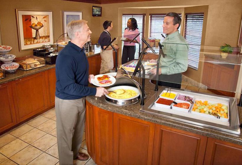 Hotel Staybridge Suites West Edmonton | Edmonton | Alberta | Canada 18