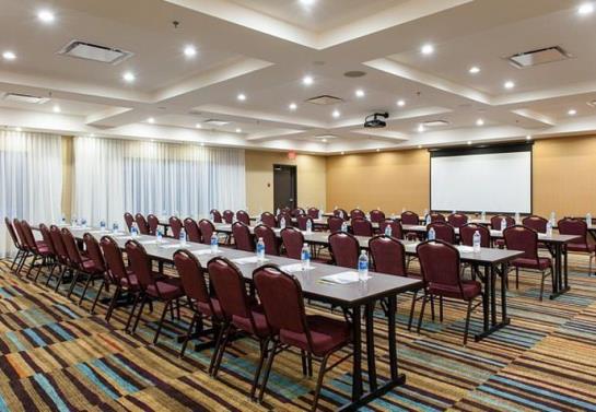 Hotel Fairfield Inn & Suites Vernon | Vernon | British Columbia | Canada 19