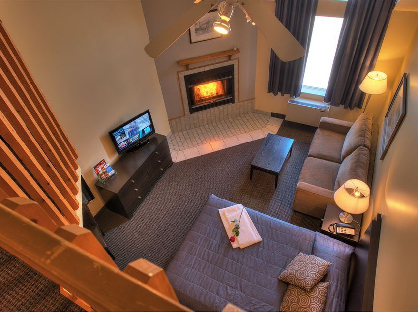 Hotel Vacances Tremblant | Mont Tremblant | Quebec | Canada 3