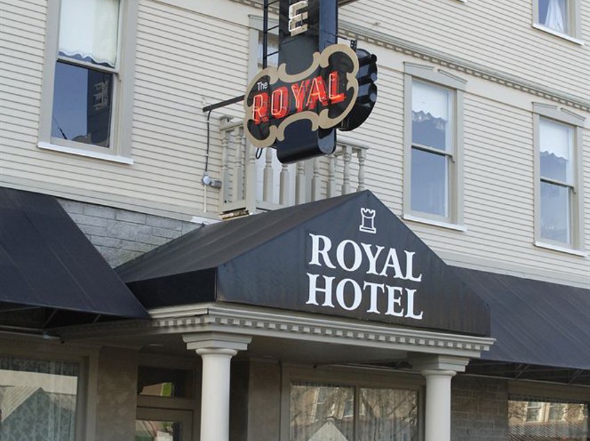 Hotel Royal | Chilliwack | British Columbia | Canada 1