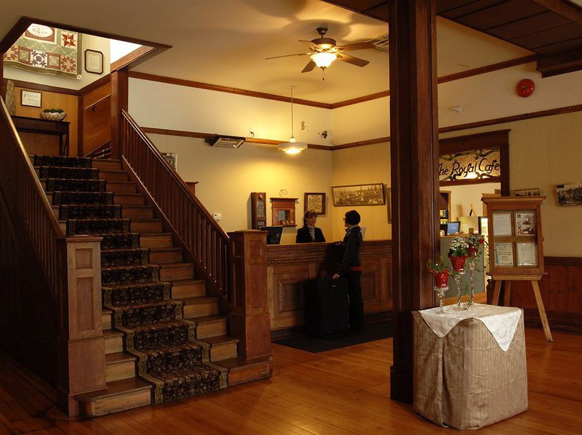 Hotel Royal | Chilliwack | British Columbia | Canada 18