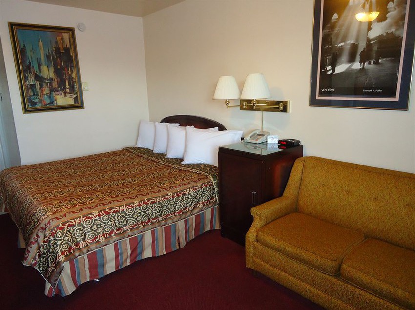 Hotel Imperial Fireside Inn Sudbury Ontario
