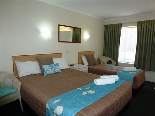 Twin Pines Motel | Mooloolaba | Queensland | Australia 7