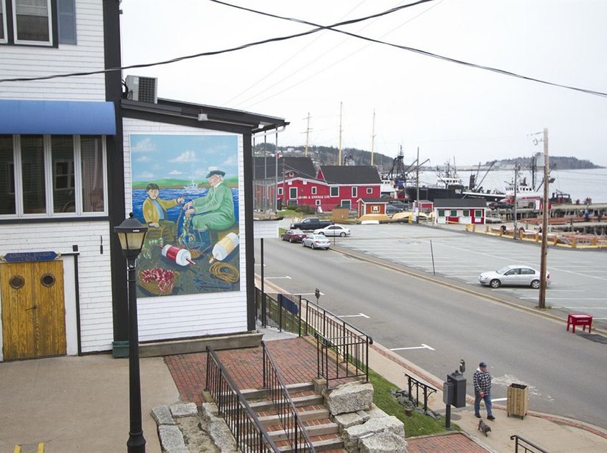 Hotel Brigantine Inn & Suites | Lunenburg | Nova Scotia | Canada 1