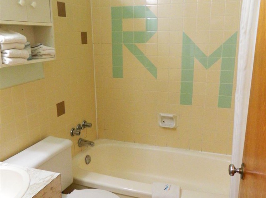 Royalty Maples Cottages & Motel | Charlottetown | Prince Edward Island | Canada 9