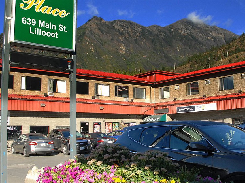 Hotel Deoro | Lillooet | British Columbia | Canada 2