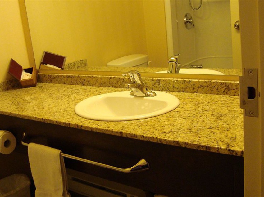 Hotel Kennedy | Levis | Quebec | Canada 4