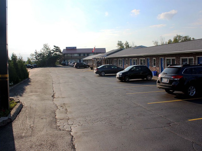 Hotel Moonlight Inn & Suites | Sudbury | Ontario | Canada 5