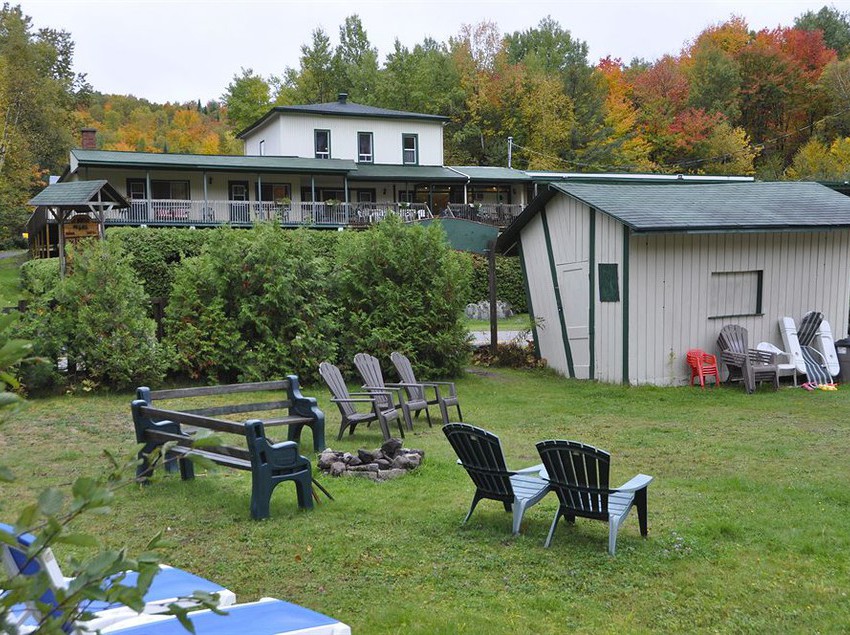 Hotel Le Boisé Du Lac | Mont Tremblant | Quebec | Canada 9