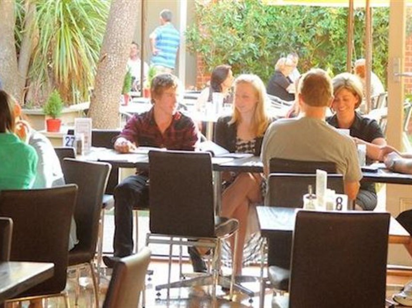 Oscars Hotel And Cafe Bar | Ballarat | Victoria | Australia 11