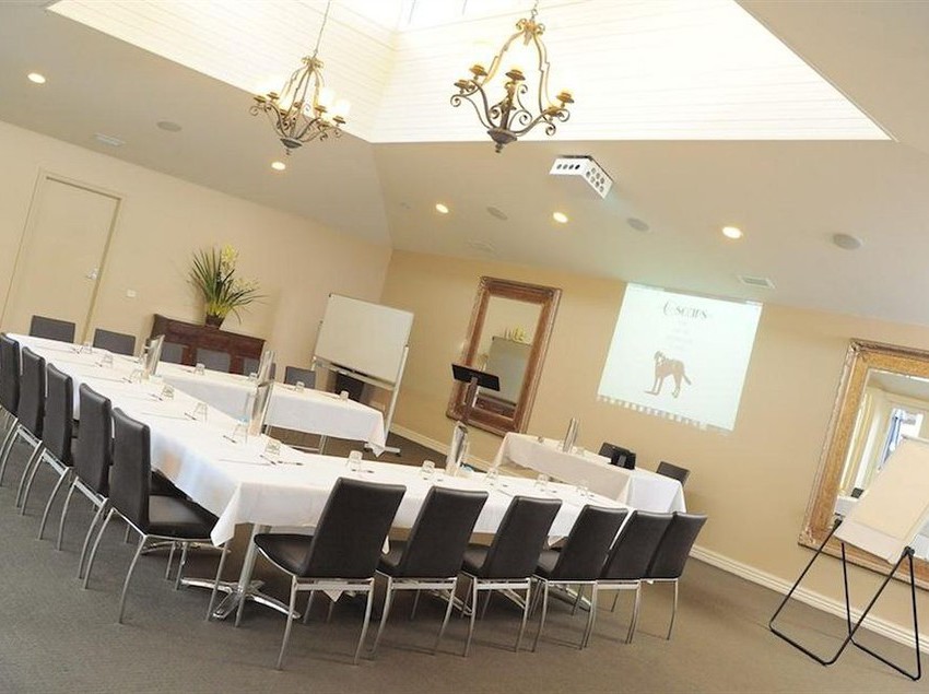 Oscars Hotel And Cafe Bar | Ballarat | Victoria | Australia 7