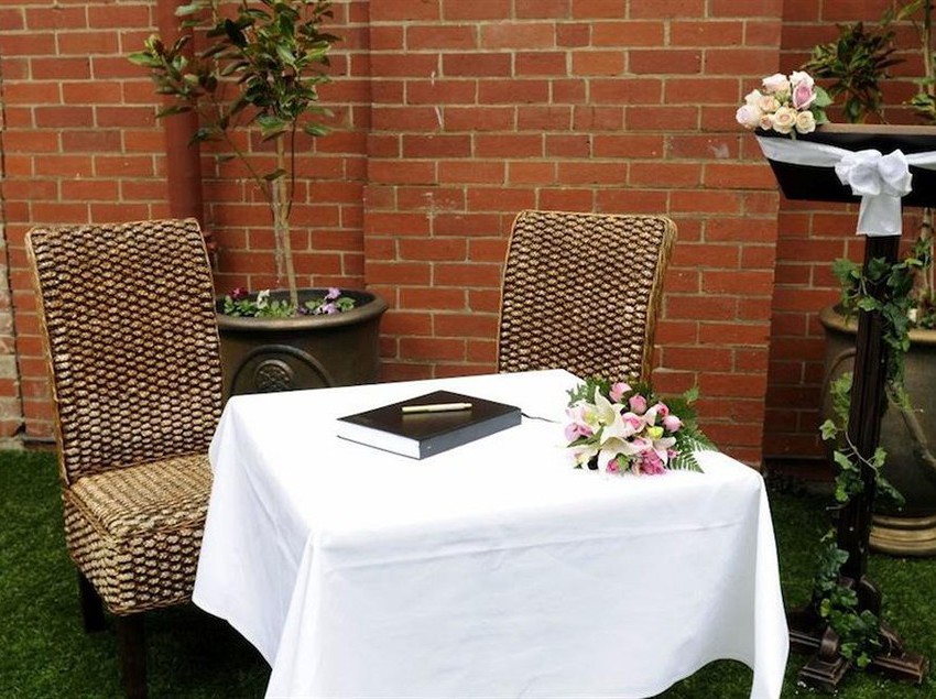 Oscars Hotel And Cafe Bar | Ballarat | Victoria | Australia 9