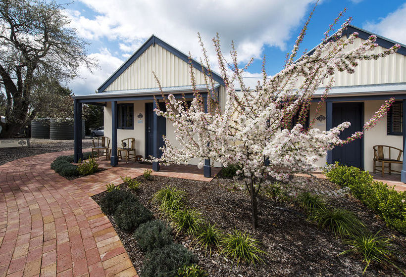 Hotel The Haus Studio Apartments | Hahndorf | South Australia | Australia 6