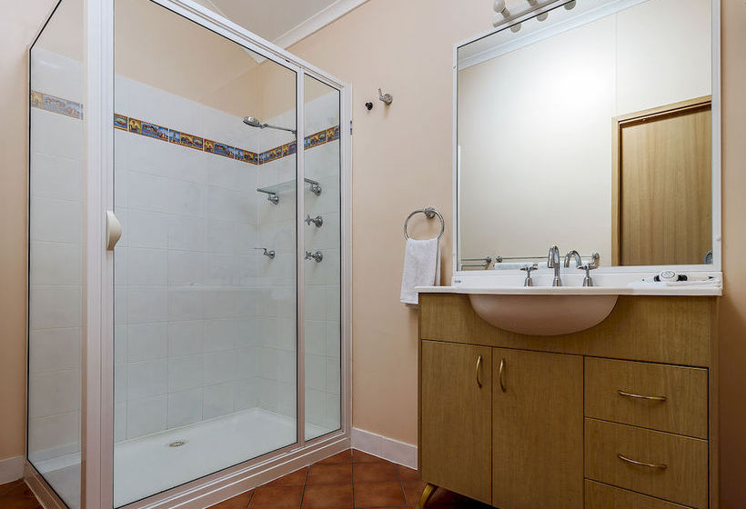 Hotel Thou walla Sunset Retreat | Soldiers Point | New South Wales | Australia 13