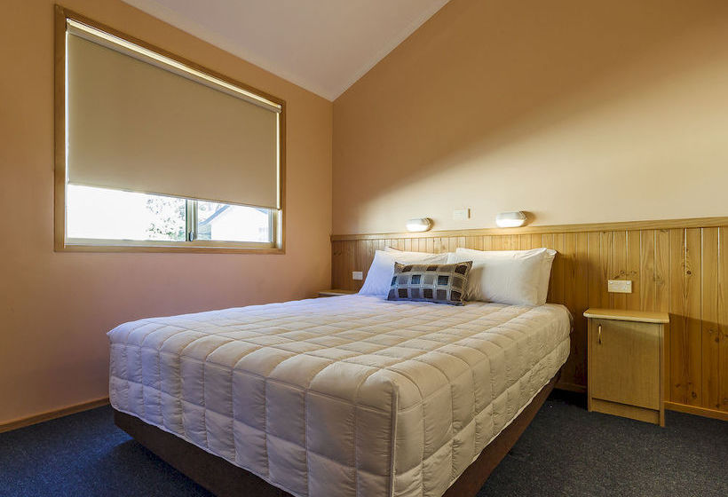 Hotel Thou walla Sunset Retreat | Soldiers Point | New South Wales | Australia 18