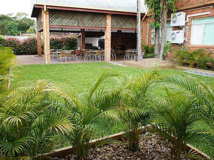 Hotel Lees | Ingham | Queensland | Australia 3
